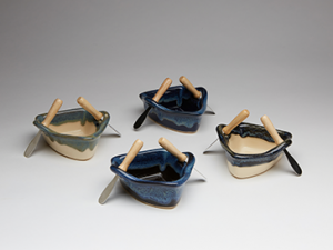 Boat Dip Pot